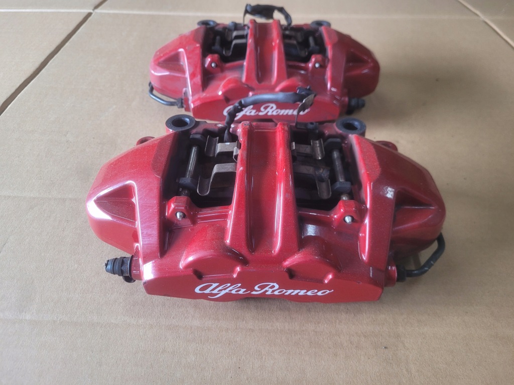 фото №1, Giulia stelvio qv 2,9 суппорт тормозной задний 4 поршень