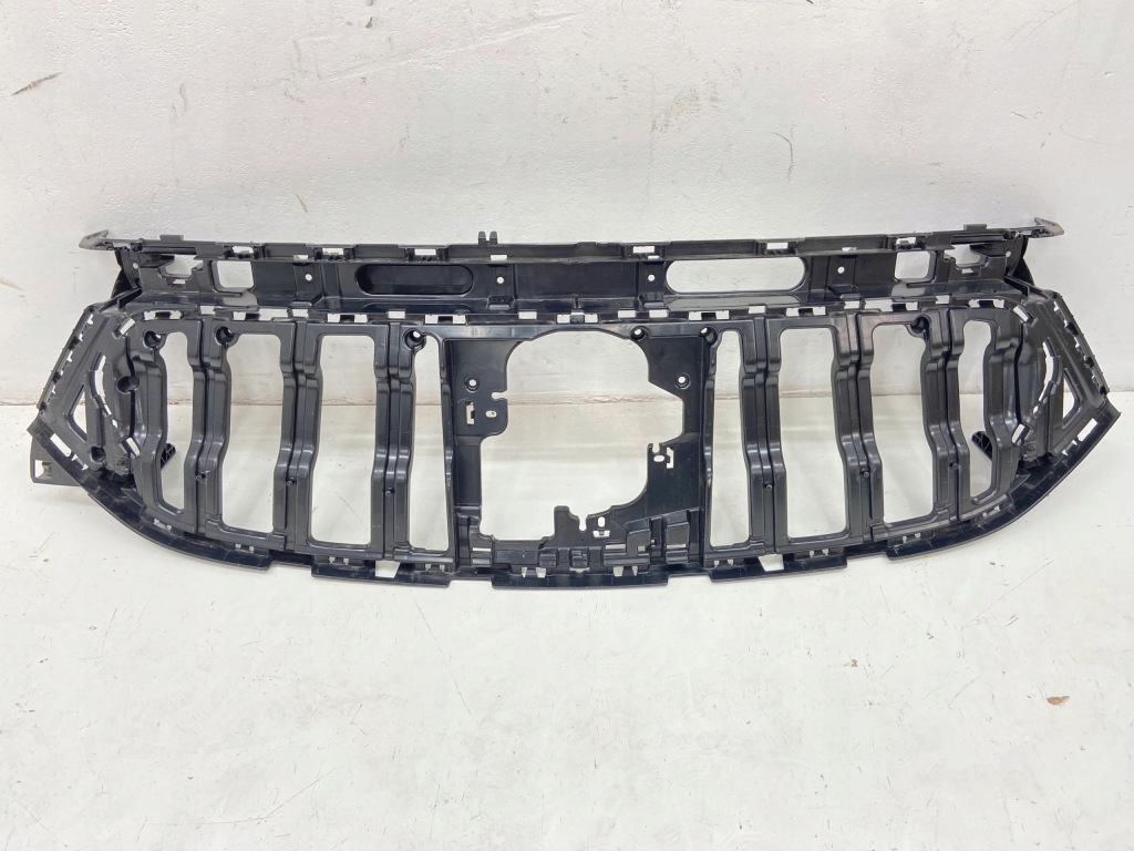 фото №1, Решітка радіатора решітка радіатора підсилювач mercedes eqa w243