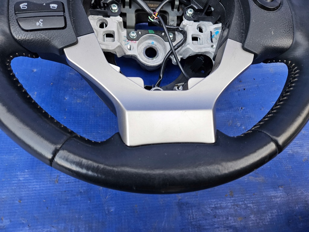 фото №7, Lexus ct 200h повітропровід шкіряний