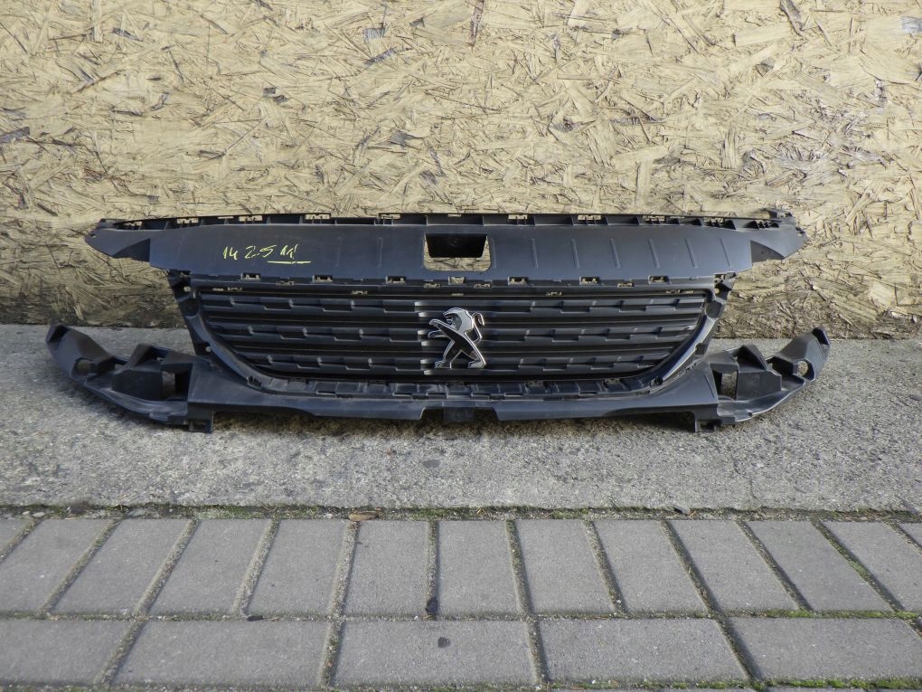 фото №1, Peugeot rifter iv partner 4 18- решітка радіатора решітка радіатора підсилювач