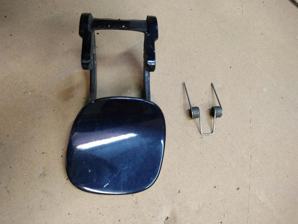 фото №1, Заглушка розпилювача ліва mercedes w210 оригінал