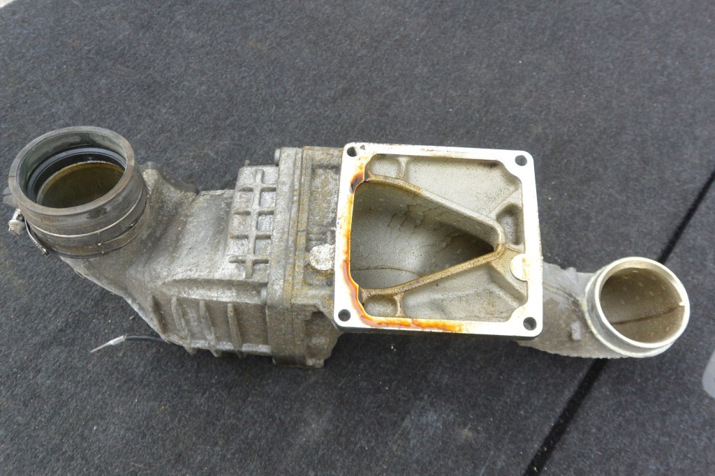 фото №7, Резонатор повітрозабірник компресор om271 1.8 k mercedes w211 w203 w209