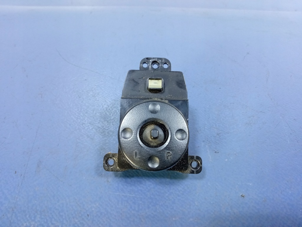 фото №1, Hyundai sonata v nf переключатель зеркал 202005064