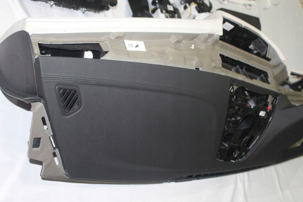 фото №7, Bmw 5 g31 комплект проекционный дисплей кожа dół белый.