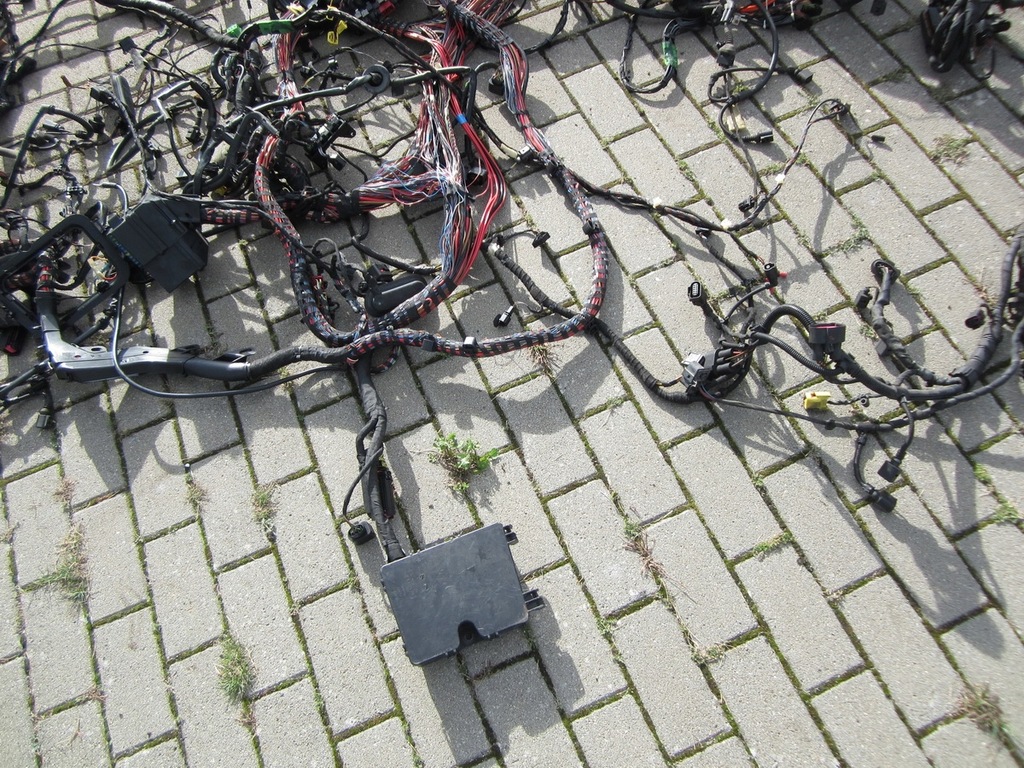 фото №7, Електропроводка джгут vw phaeton 6.0 w12 2007