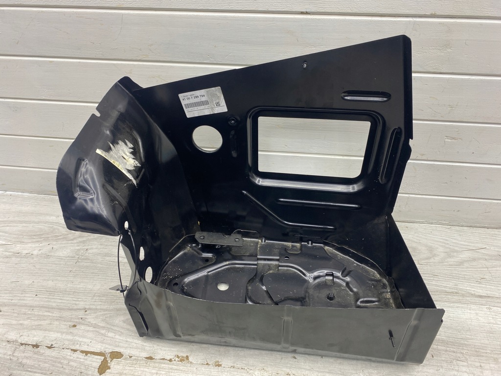 фото №1, Пол багажника, правая bmw 4 f33 f83