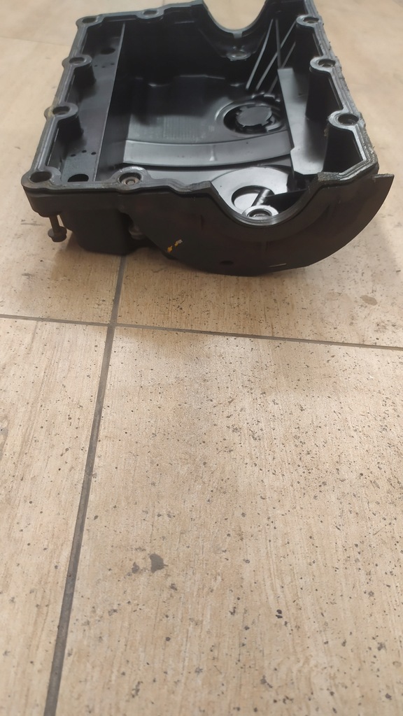 фото №6, #045103469d#045103475b# крышка клапанов audi a-2 1.4 tdi