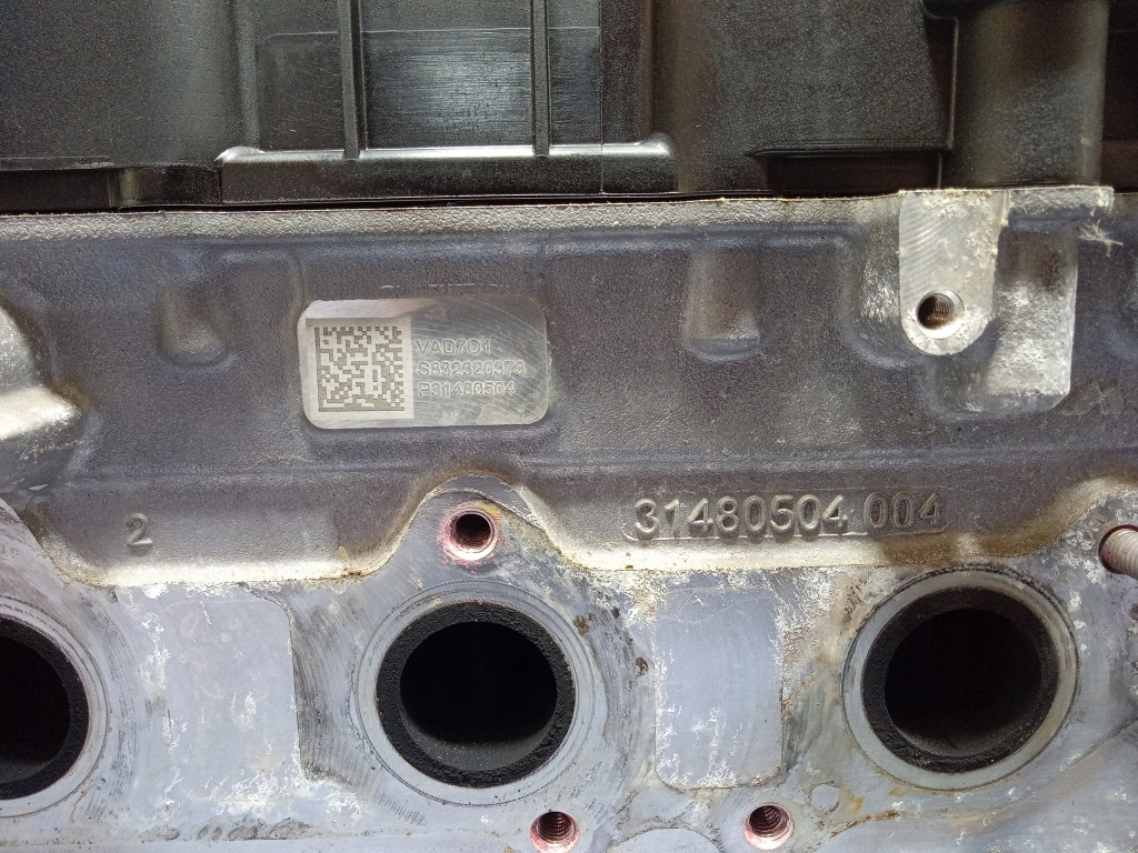 фото №7, Volvo xc60 ii 2.0 d3 головка двигуна 31480504 d4204t4