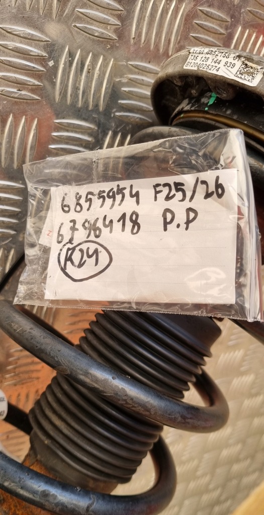 фото №16, Bmw x3 f25 x4 f26 поворотный кулак амортизатор правый правое перед 6855954 6796418