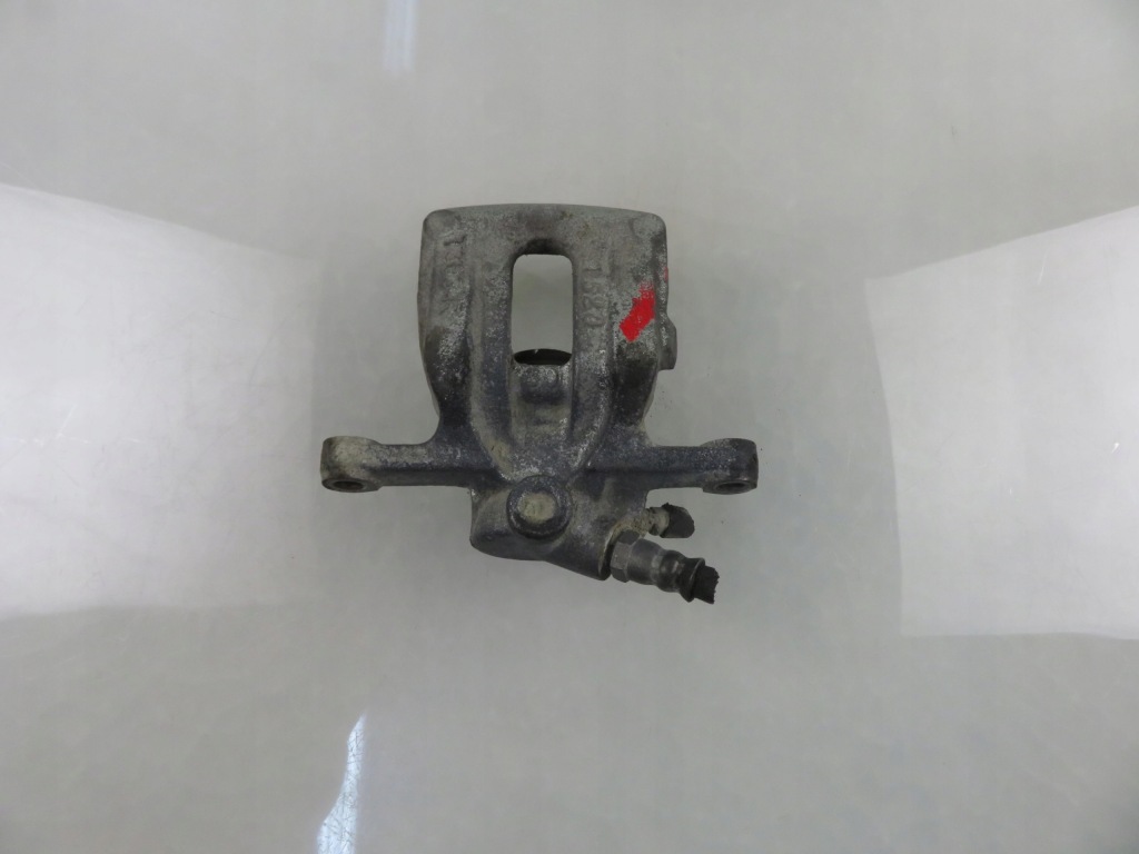 Купити Супорт правий задній mercedes-benz a w169 2.0 cdi