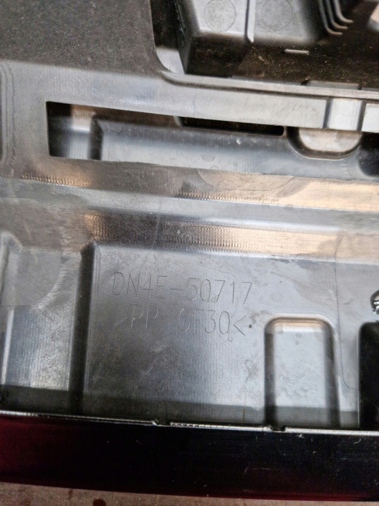 фото №11, Mazda mx-30 решётка радиатора