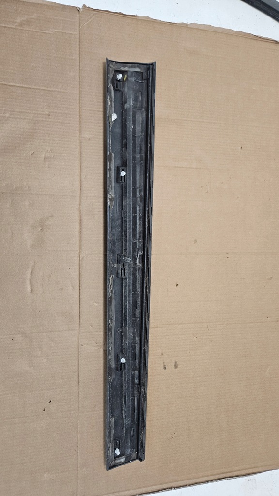 фото №5, Молдинг правая перед дверь audi q5 8r 8r0853960