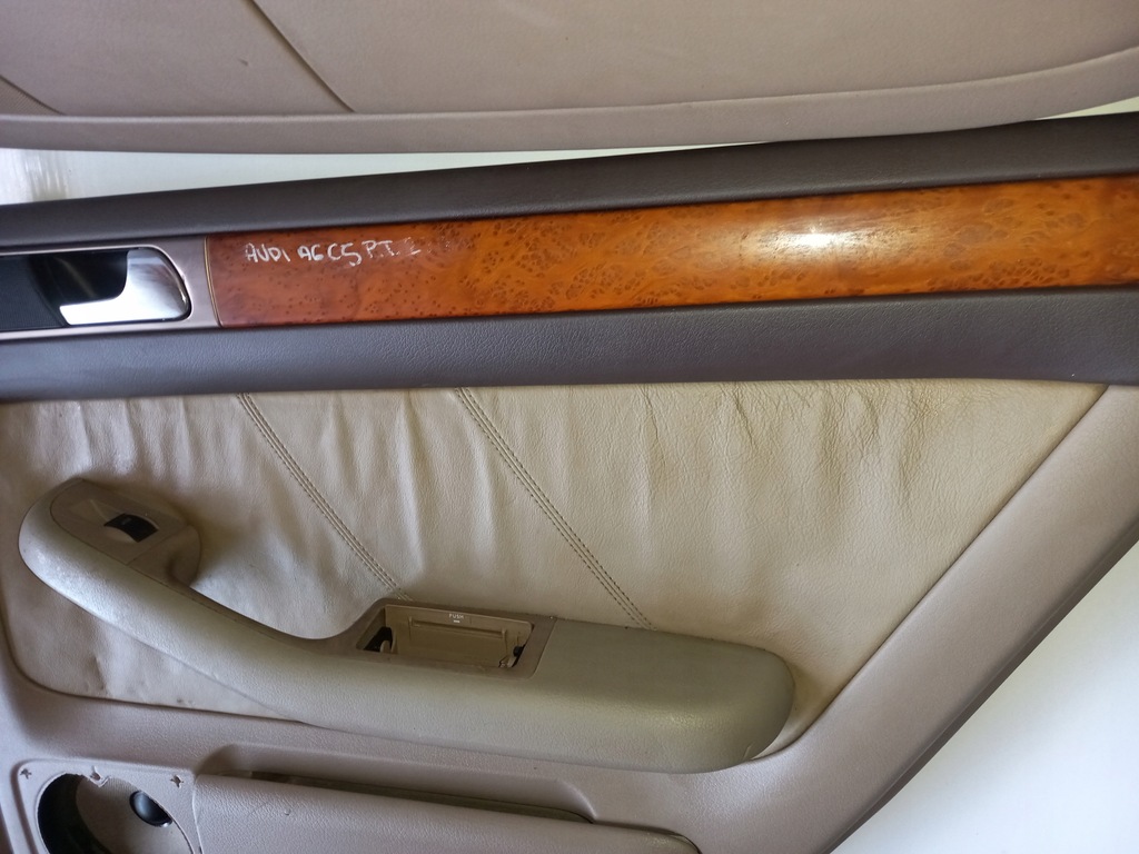 фото №8, Audi a6 c5 комплект обшивка дверей дверь обшивки обшивка обивка