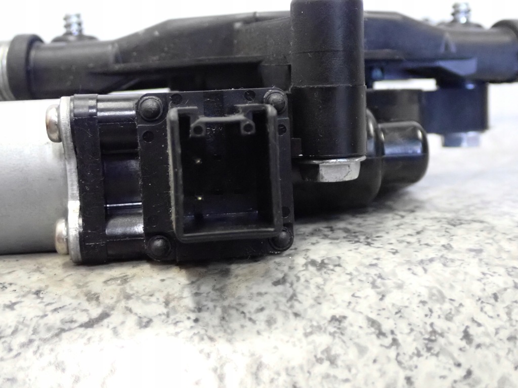 фото №4, Mazda 3 mazda3 bl hb підйомник скло задня лівий