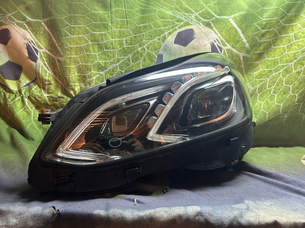фото №1, Mercedes e200 w212 full led левая a2129083103kz