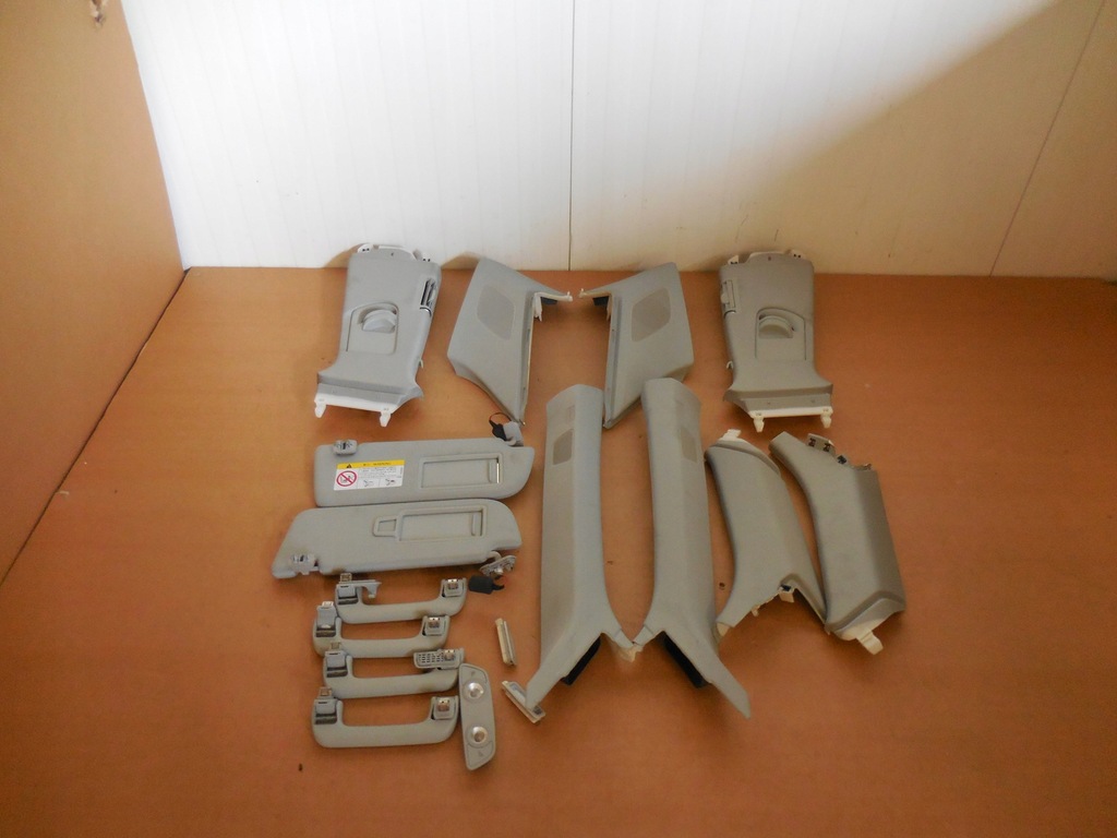 фото №1, Audi e-tron защита стойка zjazdy ручки солцезащитный козырёк