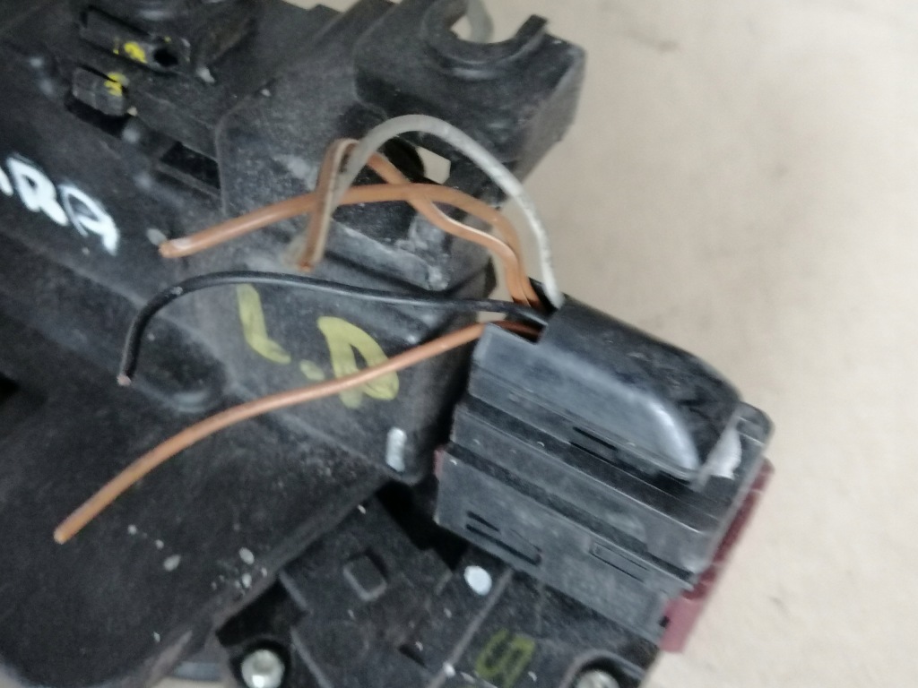 фото №2, Opel antara замок двері лівий перед