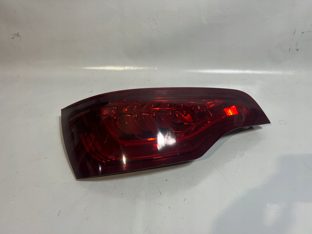 фото №1, Audi q7 4l lift 2009-2015 лампа левая задняя led 4l0945093f