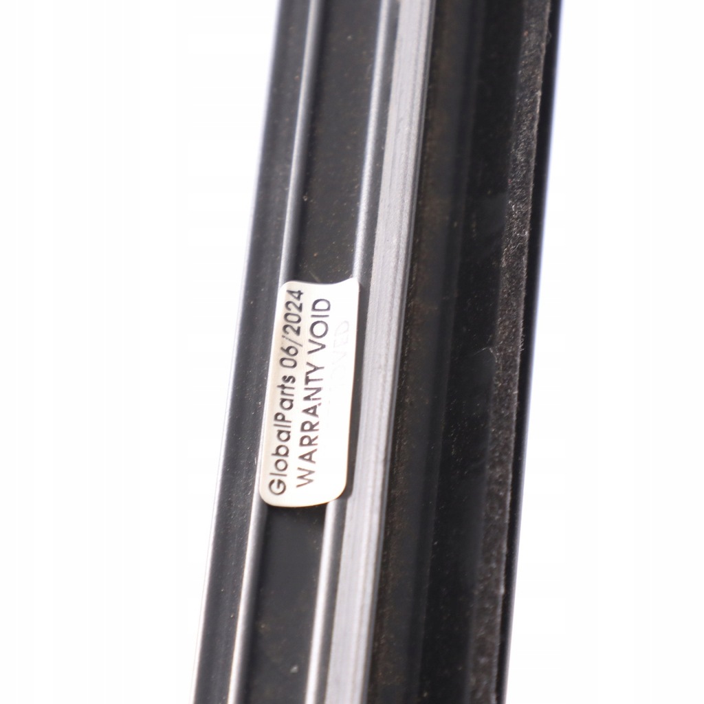 фото №11, Mercedes h243 h247 прокладка молдинг скло внутрішня задня ліва a2477358701