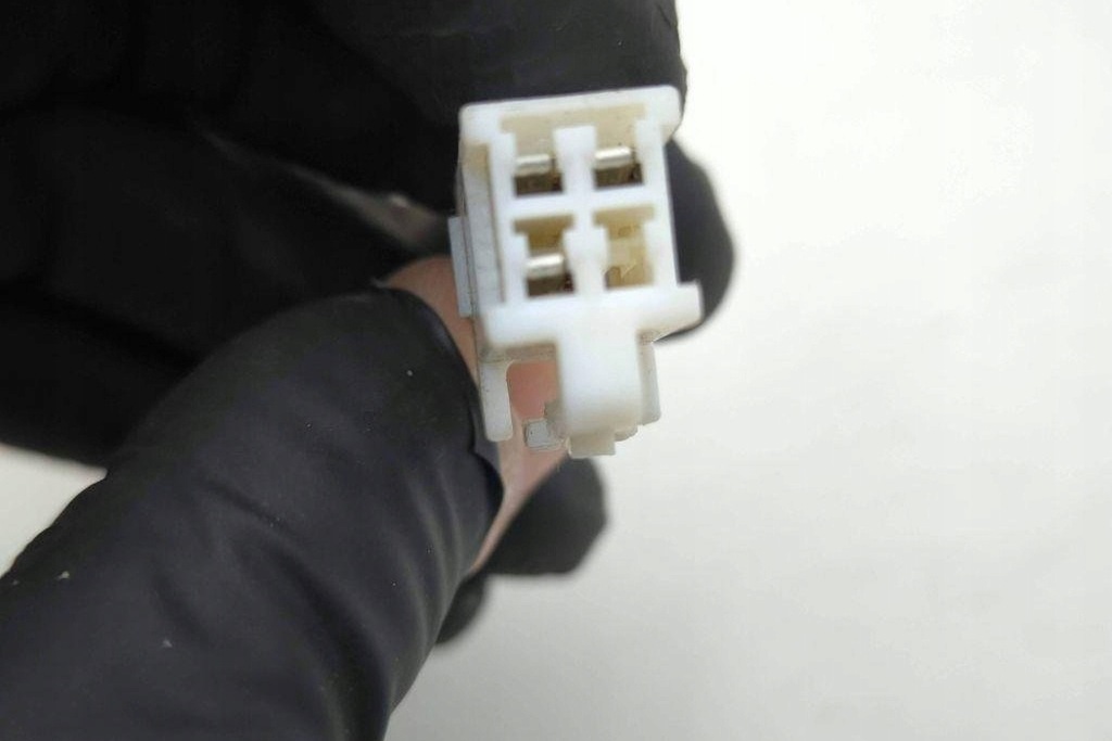 фото №7, Джгут кабелі toyota auris _e18_ 2171548 1.4l дизель 66kw 2014