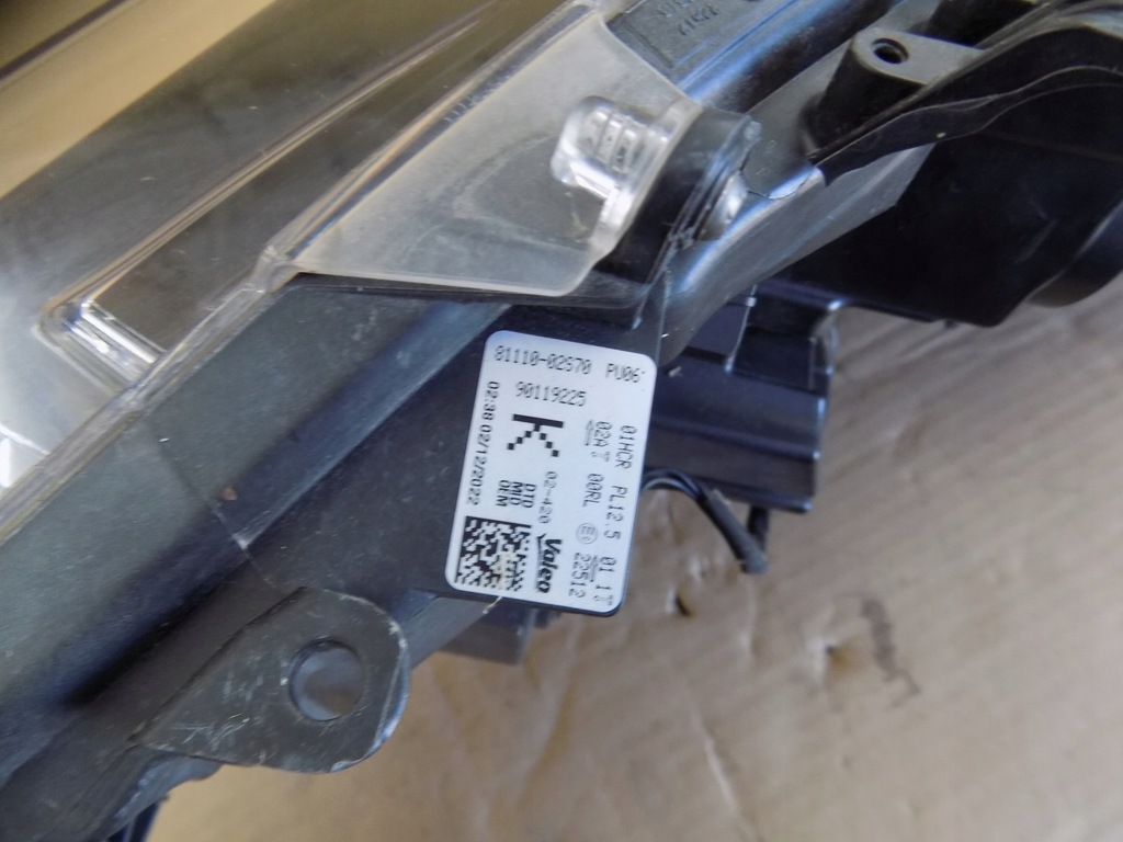 фото №11, Фара лампа права передня правий перед toyota corolla e21 81110-02s70