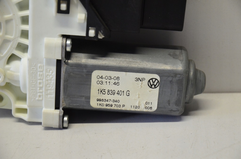 фото №12, Vw jetta 1k двигатели дверь 1k5837401aj 402aj