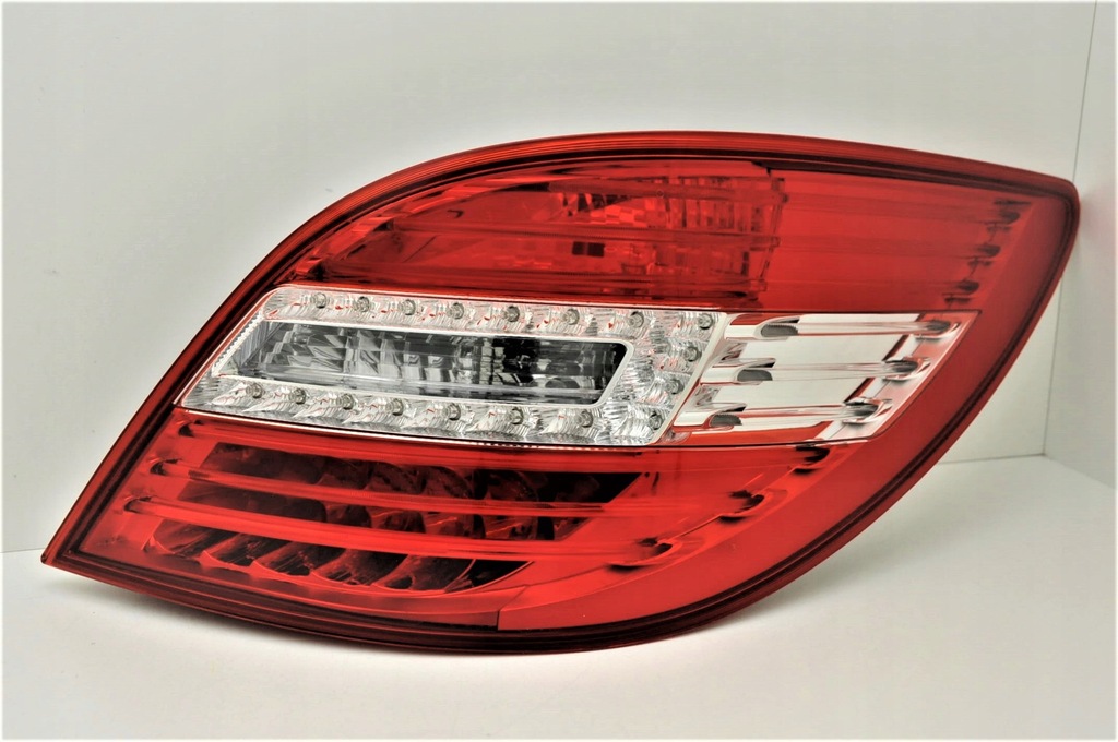 фото №4, Mercedes r w251 od 2010- nowe лампы led комплект