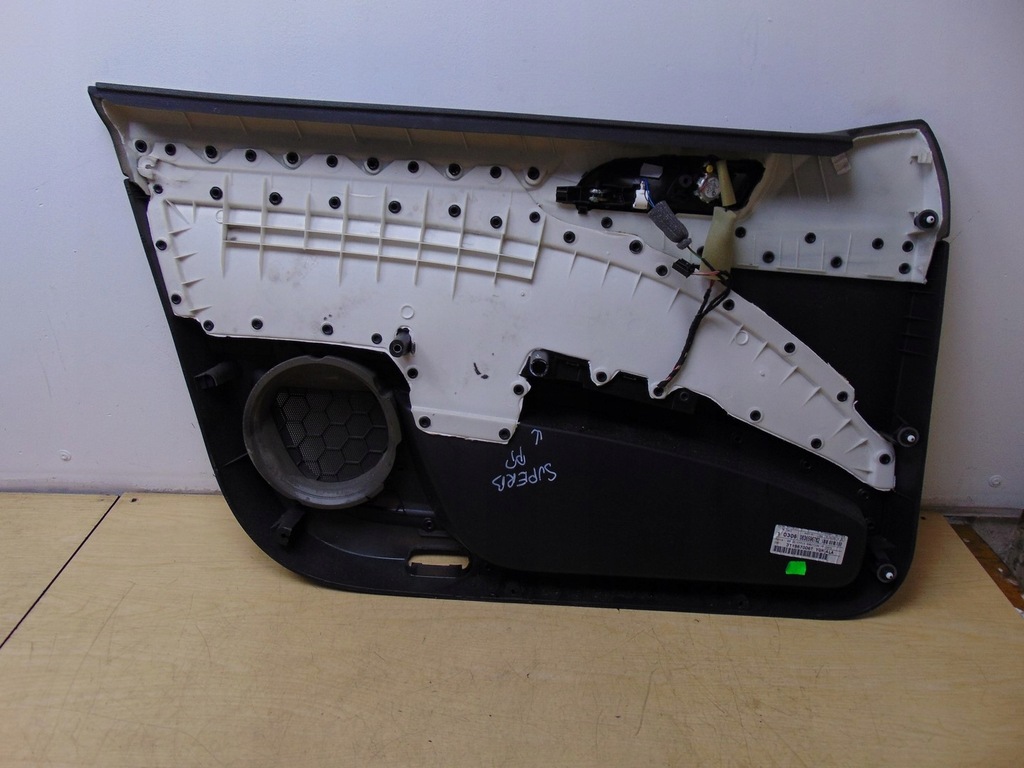 фото №8, Оббивка обшивка двері правий перед skoda superb ii