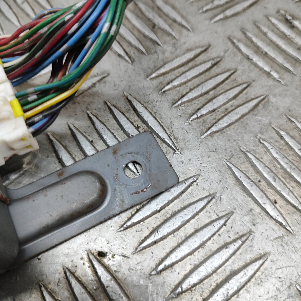 фото №5, Mitsubishi 3000 gt 1990 блок управления / модуль подвеска пневматический