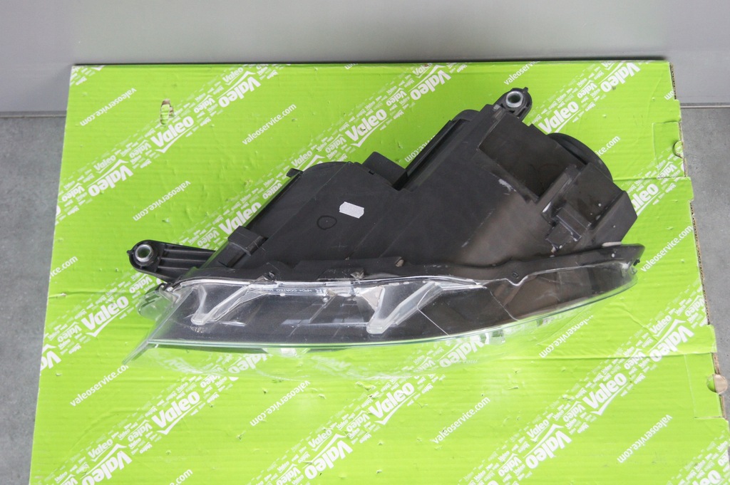 фото №7, Ксенон vw scirocco права europa 1k8941032d