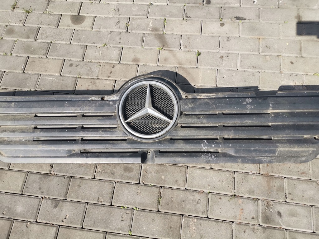 фото №13, Mercedes atego решітка радіатора решітка радіатора емблема a9738800185