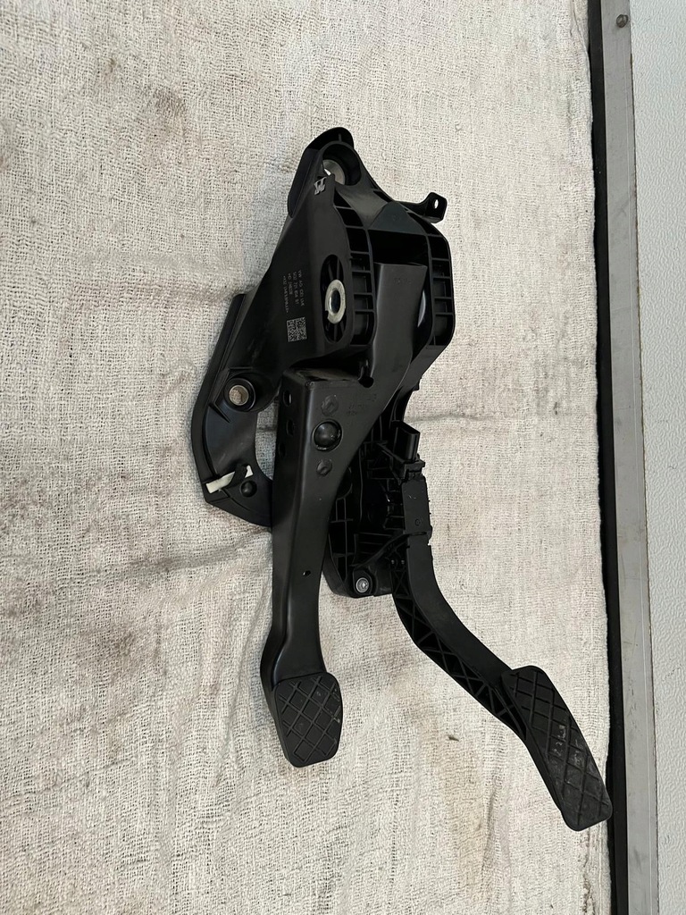фото №1, Педаль газа vw golf 8 viii 5q2723503f
