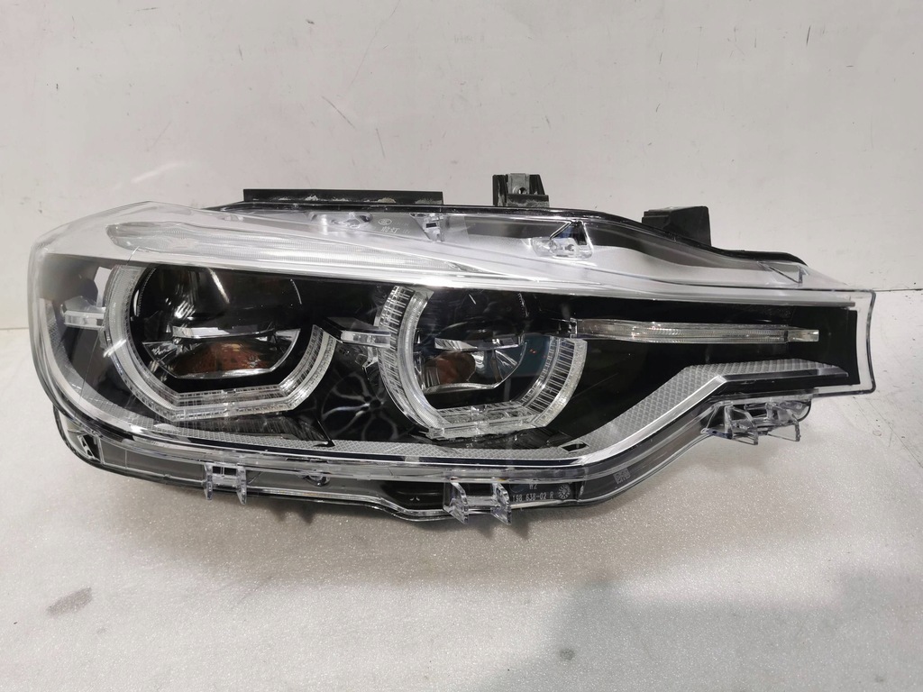 фото №1, Фара лампа сторона правая bmw 3 f30 f31 адаптивный led