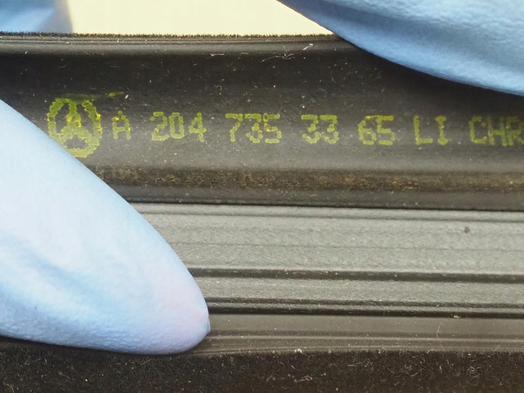 фото №16, Молдинг ущільнювач скло лівий задня хром mercedes glk x204 2047353365