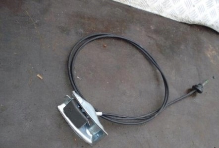 фото №1, Suzuki baleno 99-02 ручка трос капот