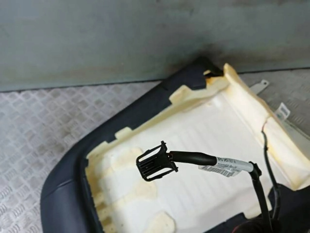 фото №5, Audi q5 8r обшивка спинка сиденье левая водитель кожа