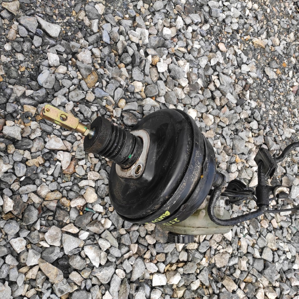 фото №1, Підсилювач гальм гальма audi a8 d2 4d0612105e