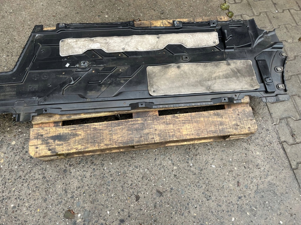 фото №13, Mercedes cla w118 kombi 2.0 cdi автоматична коробка передач 220d захист плита підвіска права