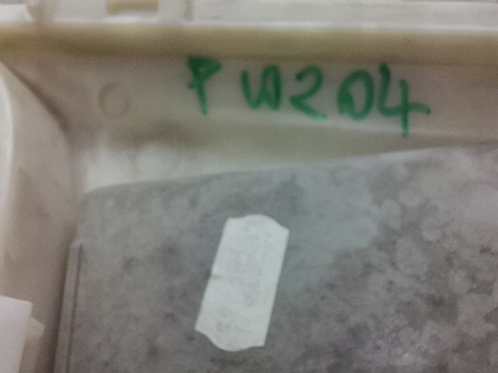 фото №9, Mercedes w204 обшивка оббивка захист стійка права a2046900225