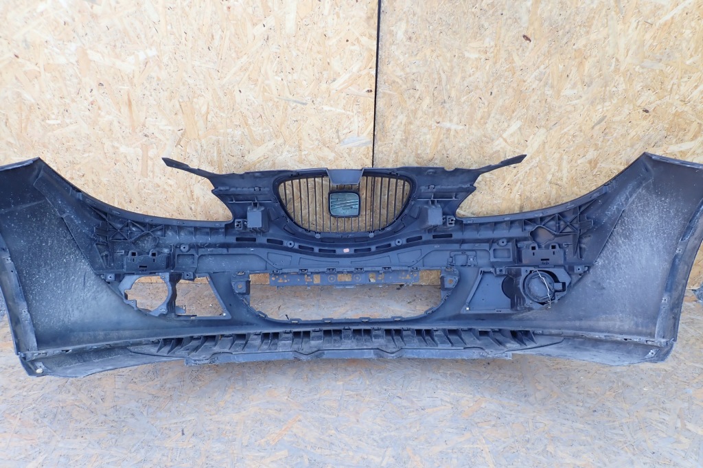 Seat altea toledo 2004-2009 бампер передний перед Киев