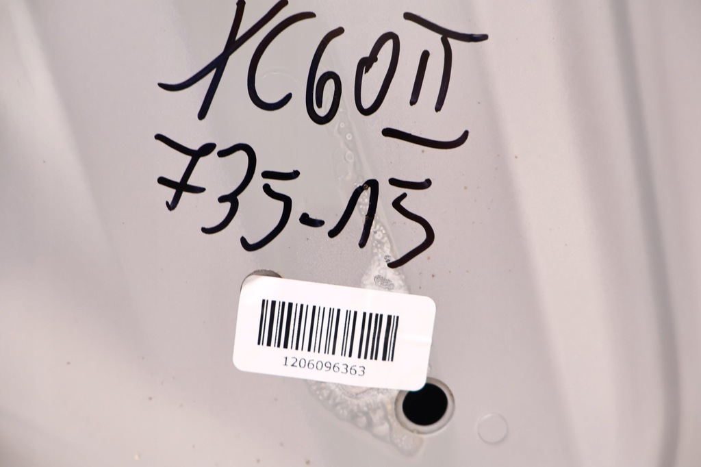 фото №15, Volvo xc60 ii капот кришка двигуна 735-15