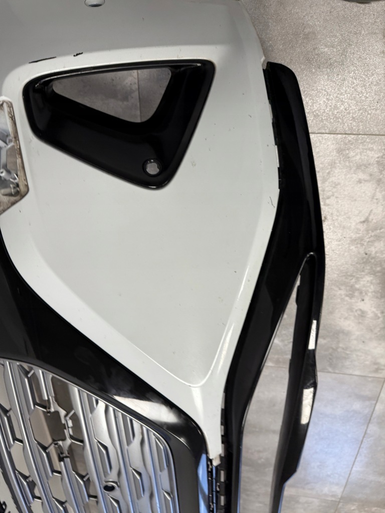 фото №7, Бампер передний audi q8 e-tron basic обычный омыватель 6xpdc решётка радиатора значок