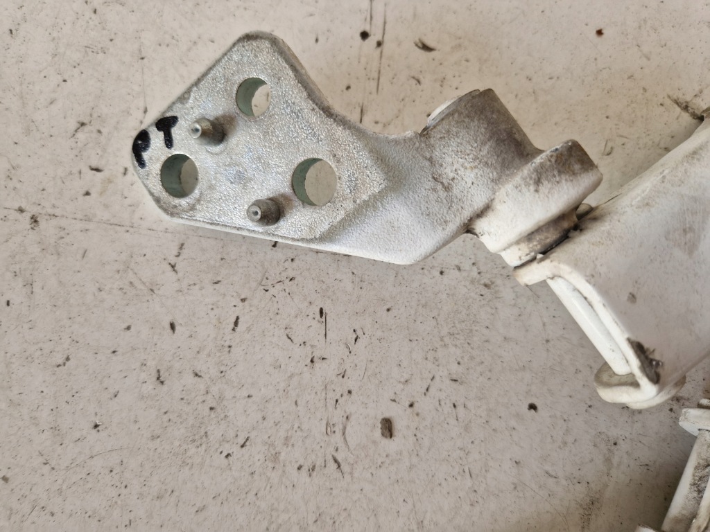 фото №9, Петлі двері правих орних задня ewpa citroen berlingo ii 14r 1.6 b