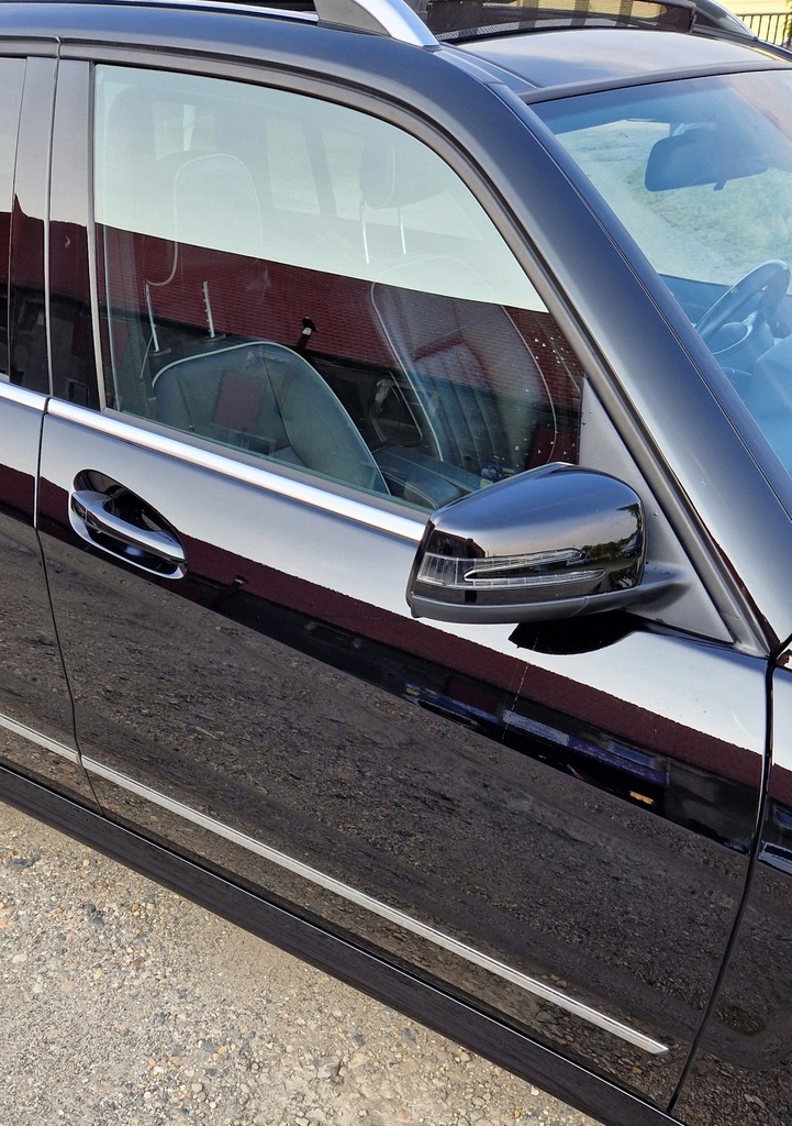 фото №1, Mercedes x204 glk двері правий перед лак 197