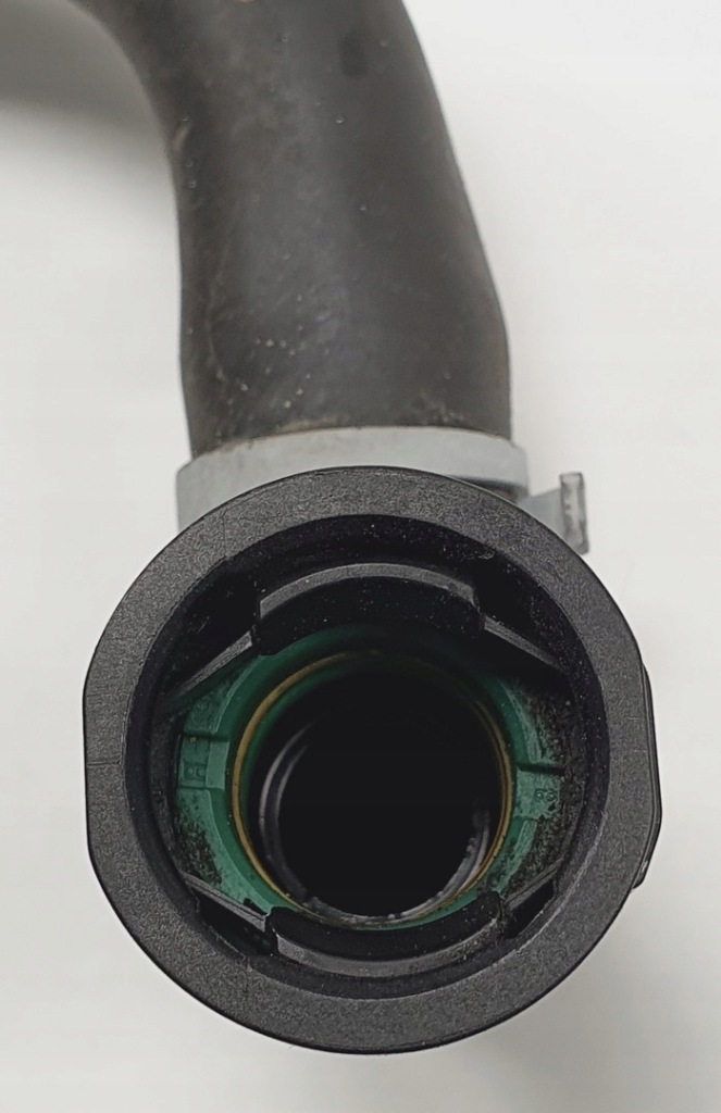 Патрубок труба води opel adam 1.4 t 422329974 Доставка