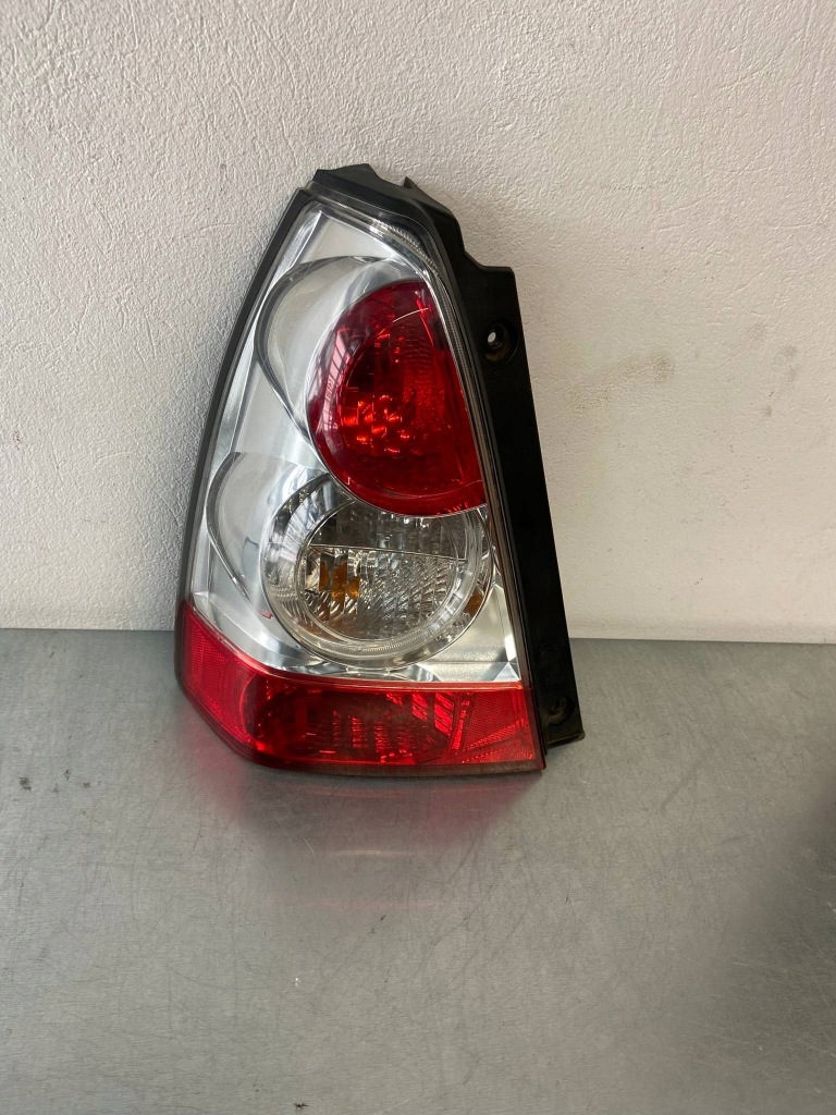 фото №7, Лампа задняя левая задняя левый subaru forester ii sg lift