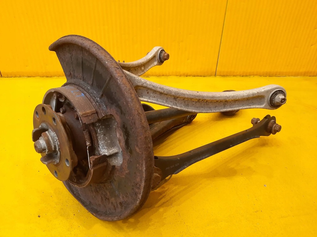 фото №1, Porsche cayenne 7p5 поворотный кулак задняя левая