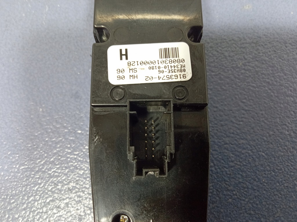 фото №9, Bmw 7 f01 f02 панель вікон лівий перед 9163574