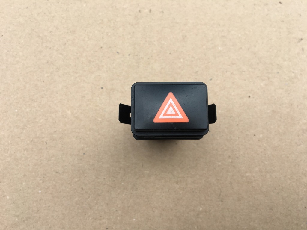 фото №1, Перемикач аварійних porsche cayenne 7l гарний