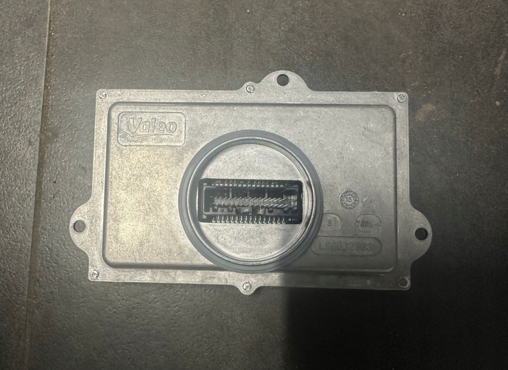 фото №1, Volvo xc90 перетворювач модуль 90059439